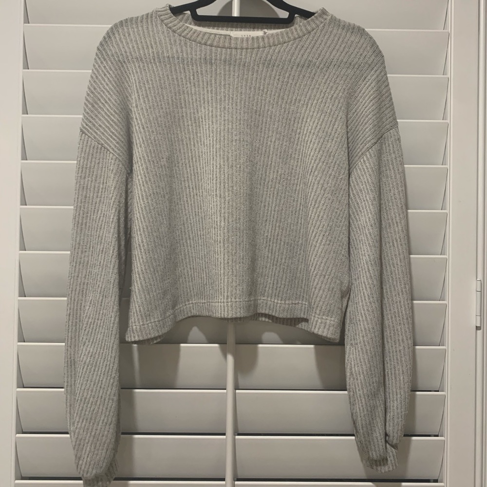 Lush Gray Puff sleeve Sweater top